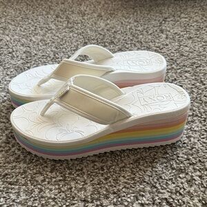 Roxy White Flip Flops with Multicolor Platform